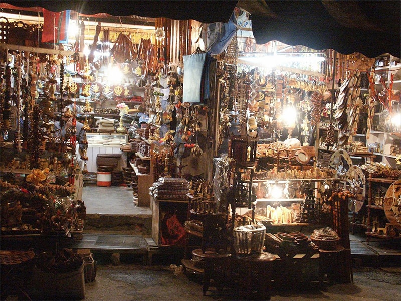 Lakkar Bazar